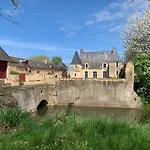 Château De La Faverie D Hôtes Couette-café Beaumont-Pied-de-Boeuf (Sarthe)