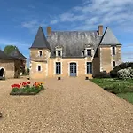 Couette-café Château De La Faverie D Hôtes 4*