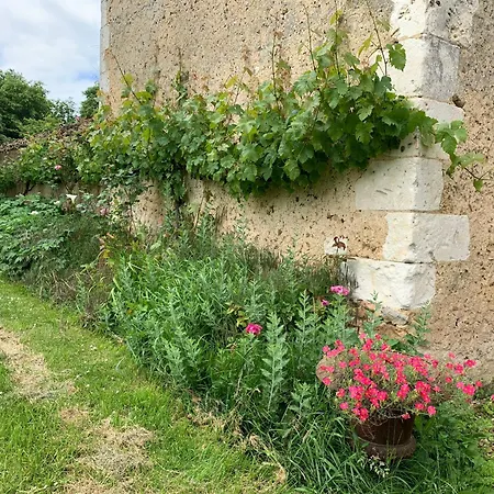 Chateau De La Faverie D Hotes Nocleg ze śniadaniem 4*