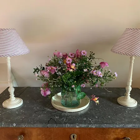 Chateau De La Faverie D Hotes Bed & Breakfast 4*
