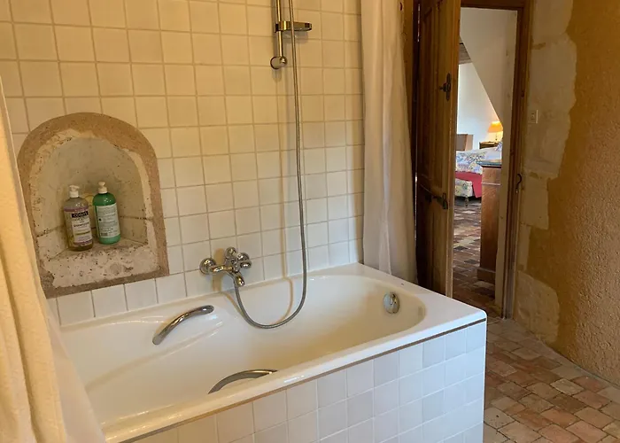 Couette-café Château De La Faverie D Hôtes