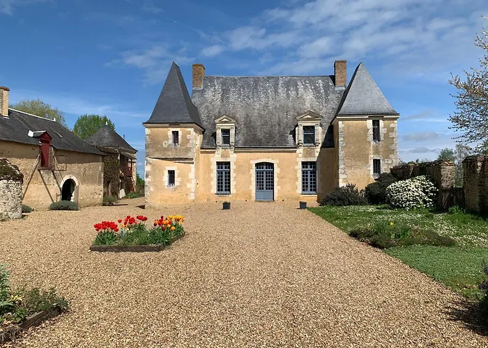 Couette-café Château De La Faverie D Hôtes 4*