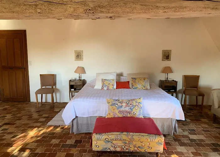 Couette-café Château De La Faverie D Hôtes Beaumont-Pied-de-Boeuf (Sarthe)