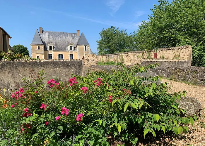 Couette-café Château De La Faverie D Hôtes 4*